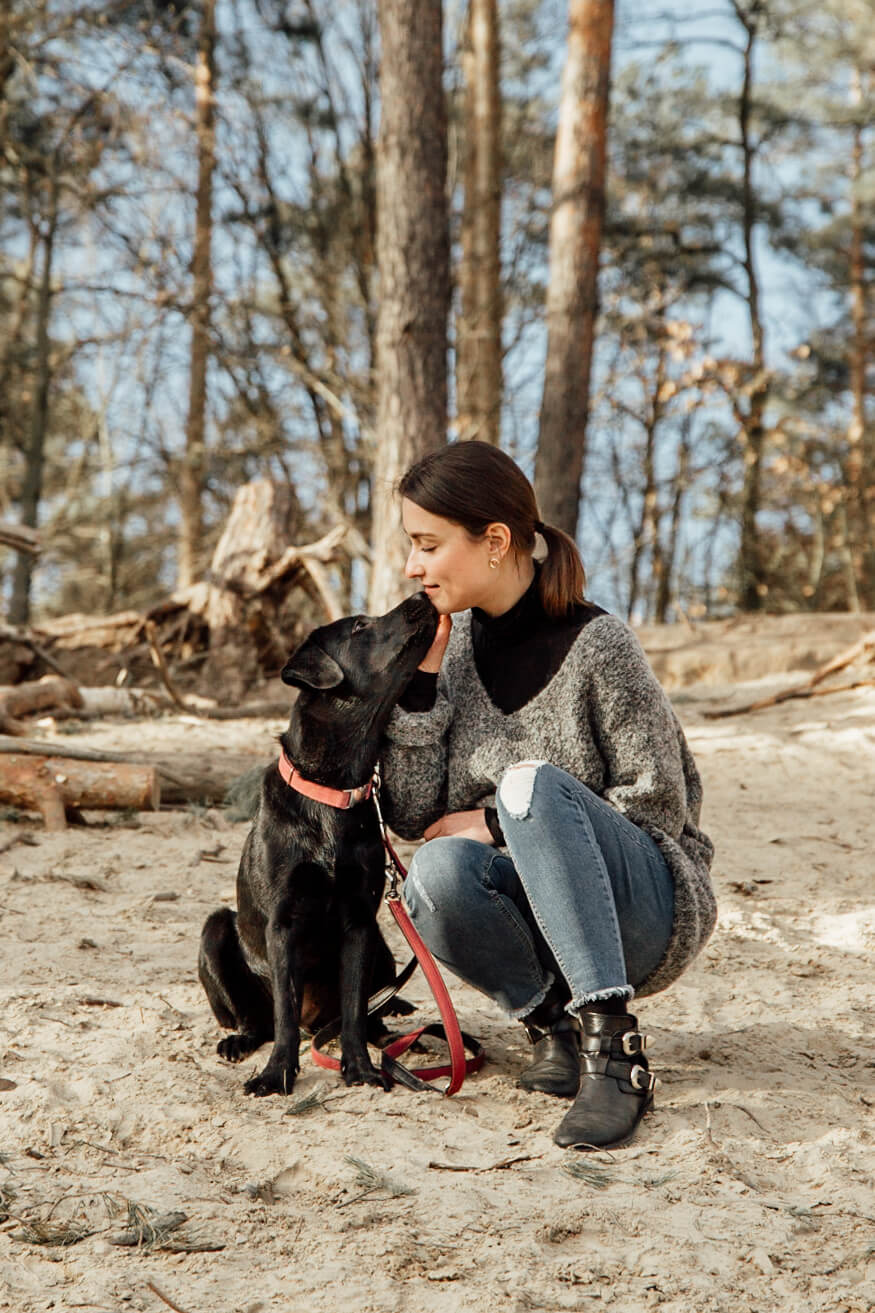 Franzi stärkt die Beziehung zu ihrem Hund Nala